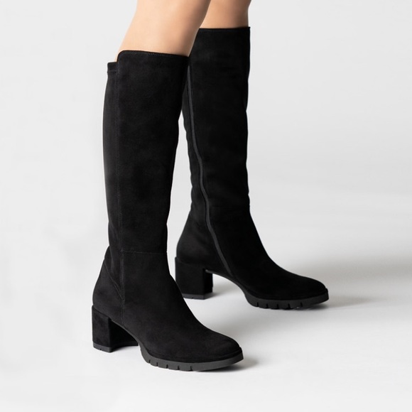 Tall leather boots US 6 (UK3.5)Never worn.tall black Boot